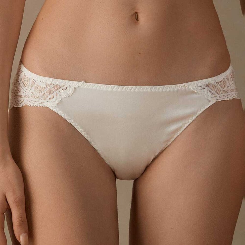Intimissimi Silk and Lace Panties in White